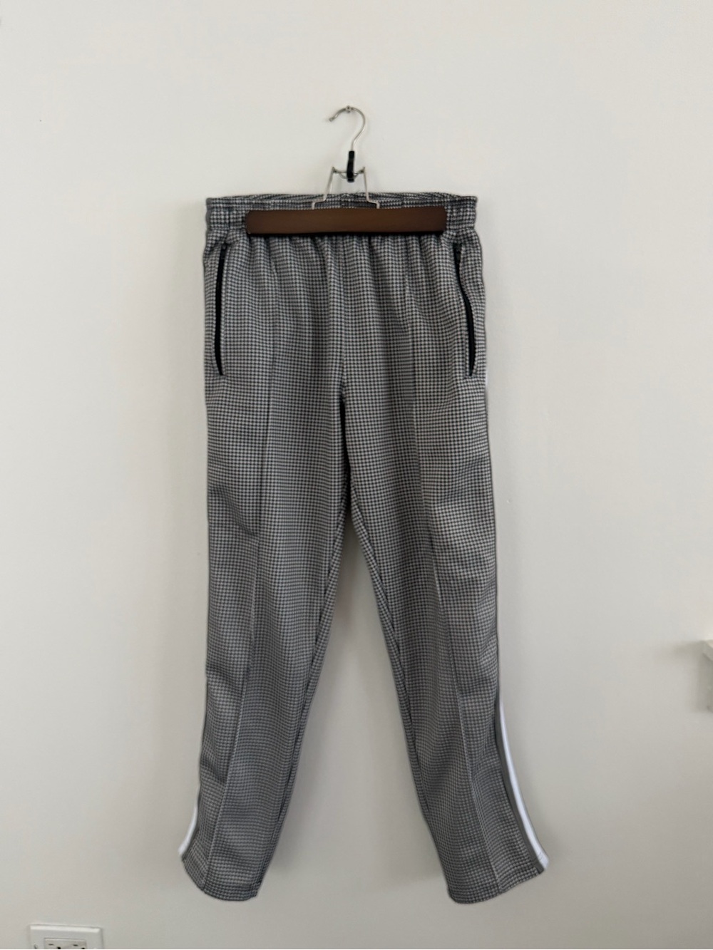 Urban Outfitters Black & White Houndstooth Jogger Waistband